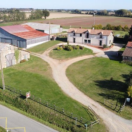 A La Haute Bouillere Bed & Breakfast Chavagnes-les-Redoux Exterior photo